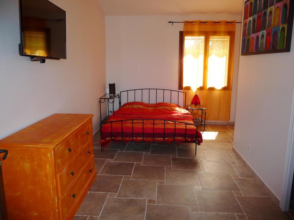 La Bastide Des Selves Bed and Breakfast Draguignan Kamer foto