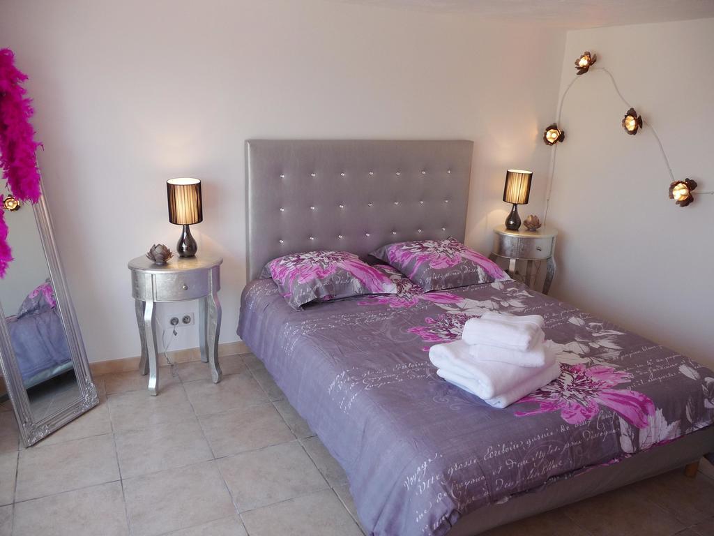 La Bastide Des Selves Bed and Breakfast Draguignan Kamer foto