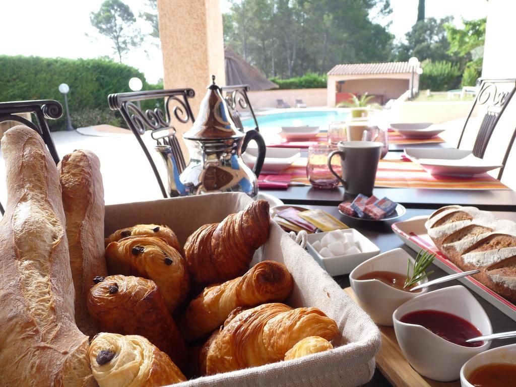 La Bastide Des Selves Bed and Breakfast Draguignan Buitenkant foto
