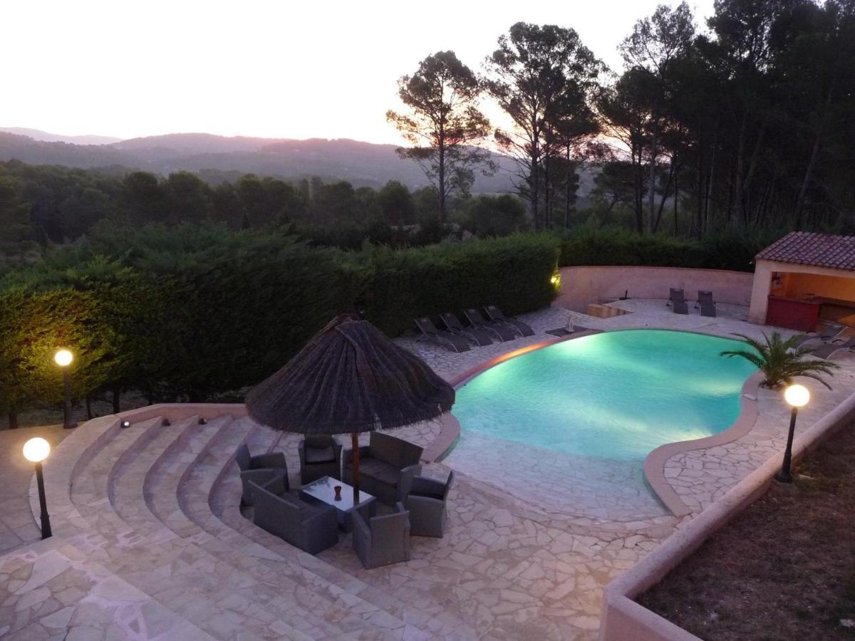 La Bastide Des Selves Bed and Breakfast Draguignan Buitenkant foto